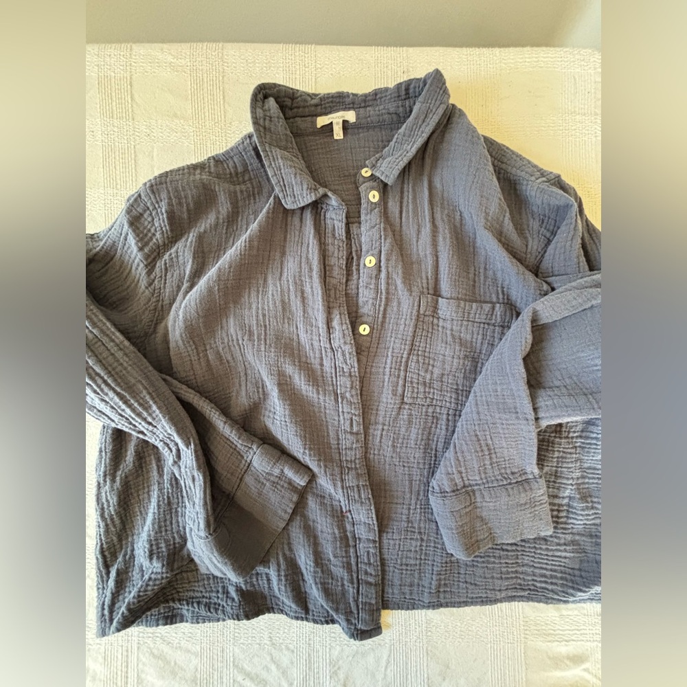 Maurices Blue Gray Crinkled Button-Up Shirt